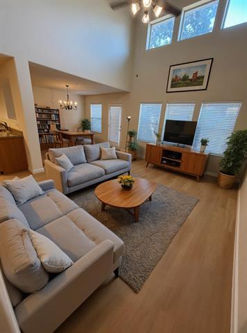 Building Photo - 10076 Wake Bridge Dr