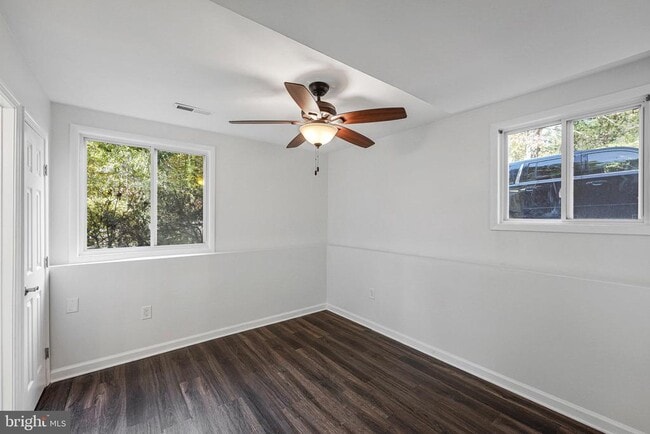 Building Photo - 8115 King Arthurs Ct