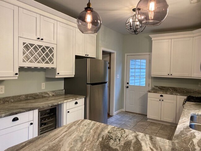 Building Photo - Chesapeake Beach