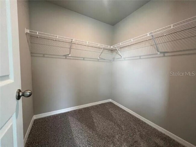 Building Photo - 756 Legacy Dr