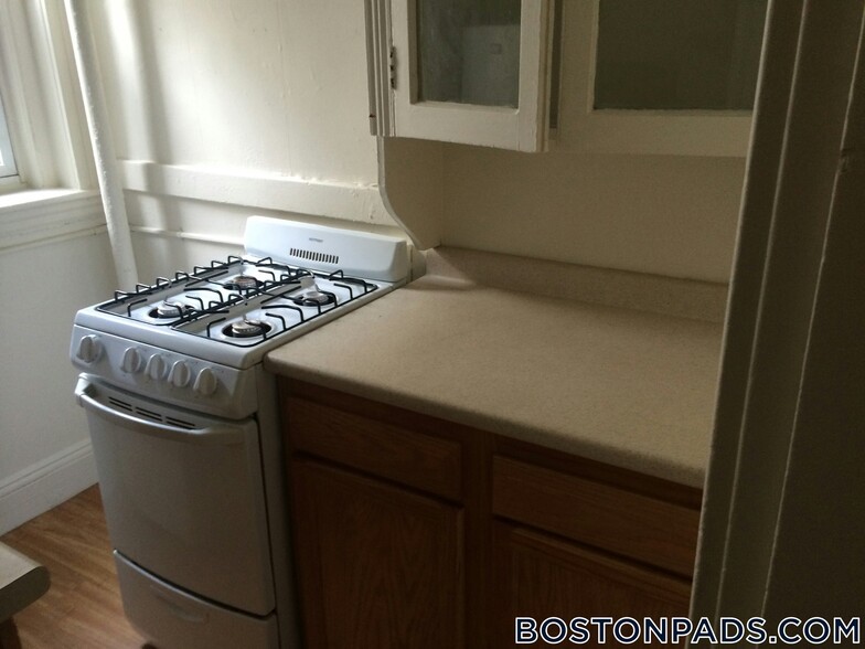 Building Photo - 1175 Boylston St