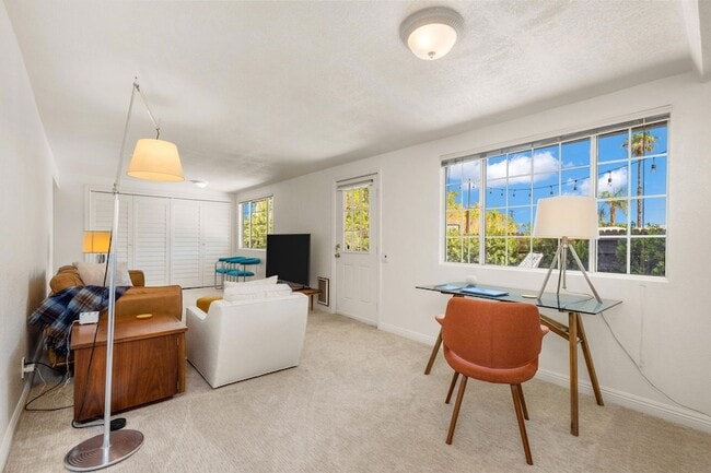 Building Photo - 74350 Covered Wagon Trail