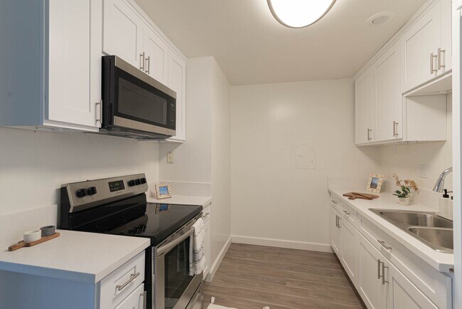 Interior Photo - MAGNOLIA WEST APARTMENTS- RIVERSIDE, CA