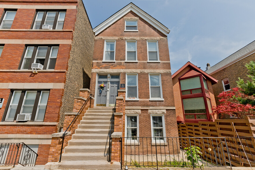 Primary Photo - 1830 N Hermitage Ave