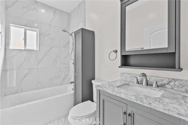 Building Photo - 7239 Kraft Ave