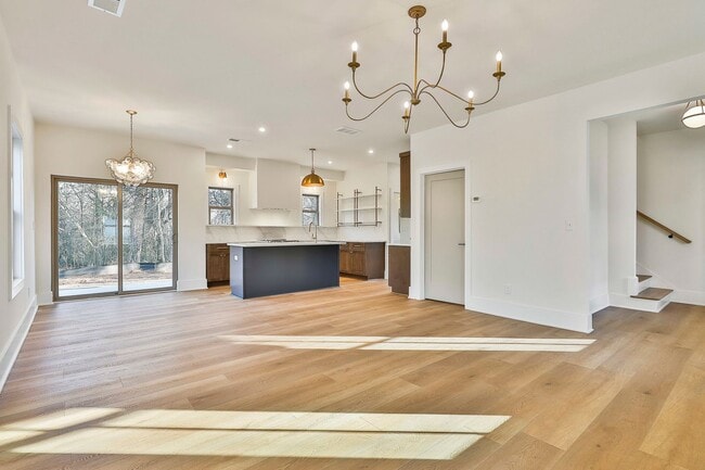 Building Photo - New Construction Rental WALKABLE to Downtown Senoia!