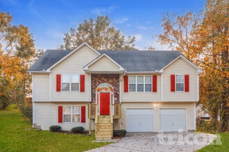 Building Photo - 3350 Slate Dr