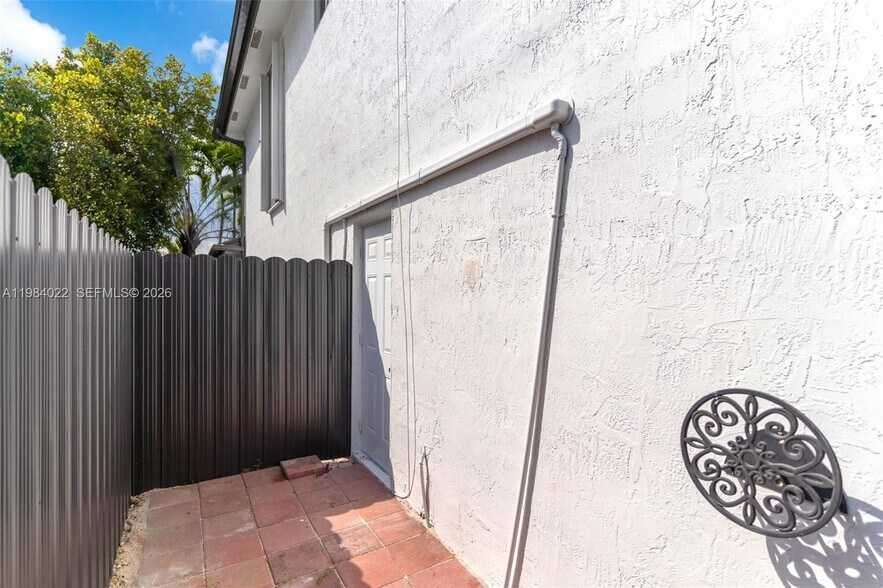 Building Photo - 14848 SW 180th St