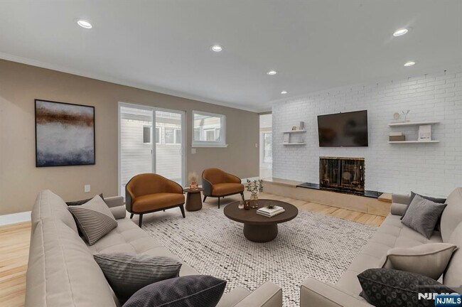 Building Photo - 16 Cypress Peak Ln