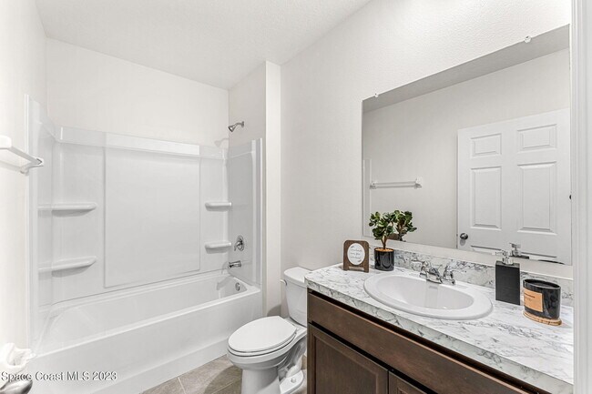 Building Photo - 2309 Jupiter Blvd SW