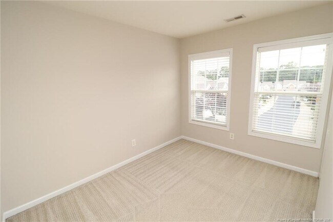 Building Photo - 8120 Upper Lake Dr