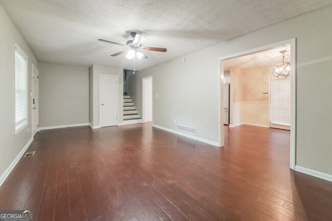 Building Photo - 4061 Wylie Ln