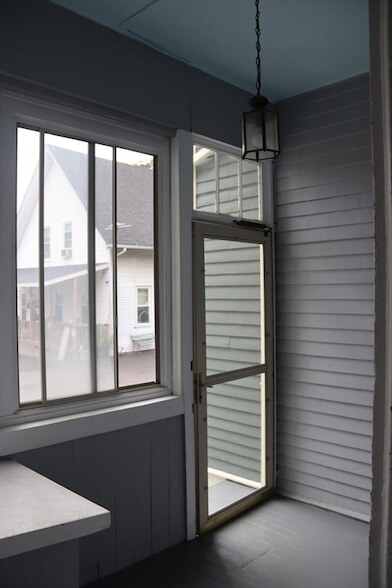 Building Photo - 249 County St