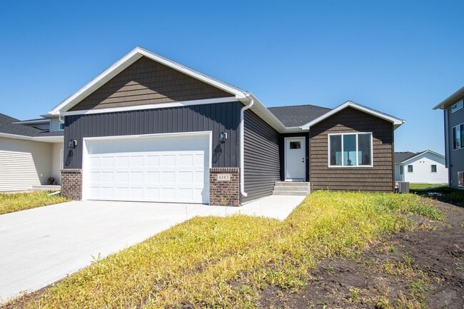 Primary Photo - 4 Bed 3 Bath Single Family Home