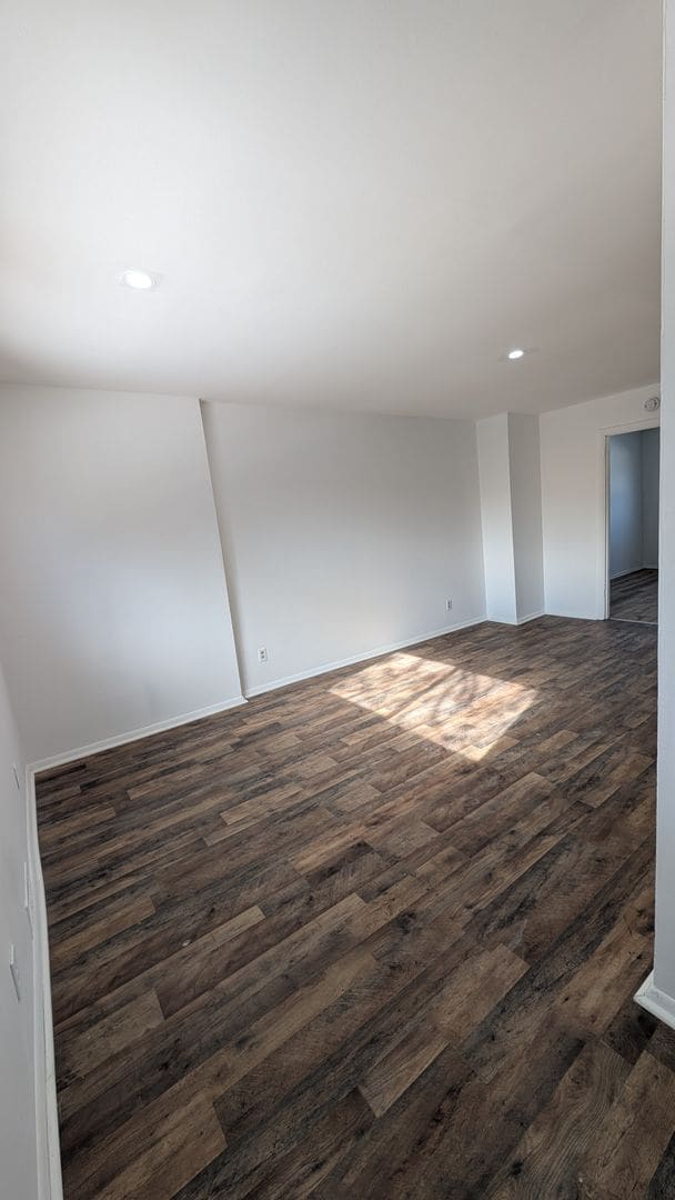 Building Photo - Cozy 3 Bed 1 Bath Harrisburg Home - Available Now!