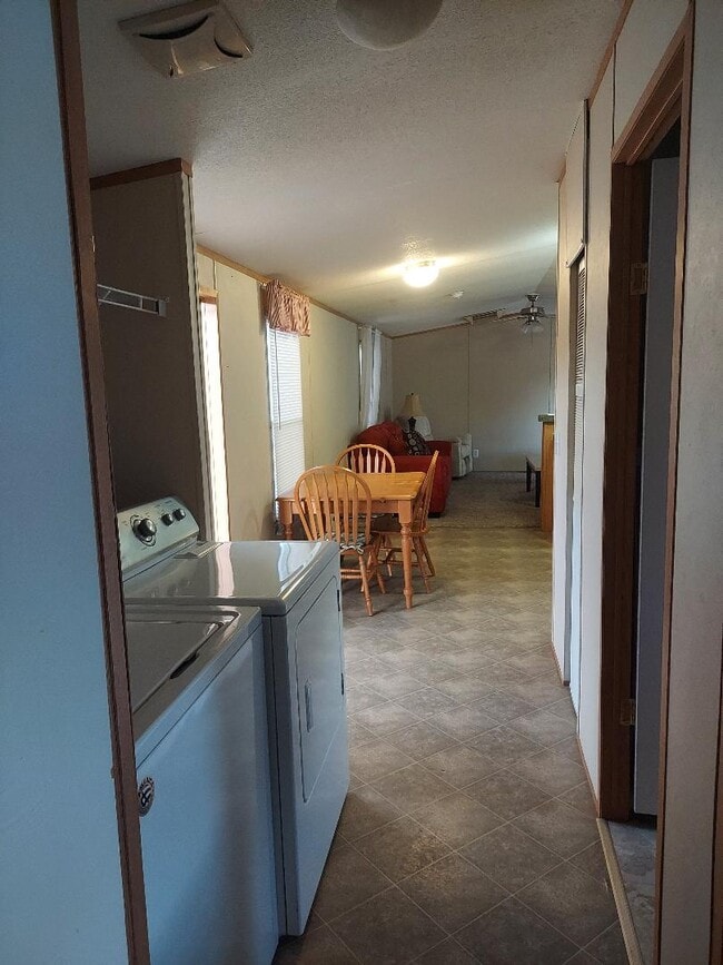 Building Photo - 122 Rd 3050