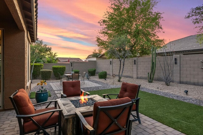 Building Photo - 16048 W Papago St