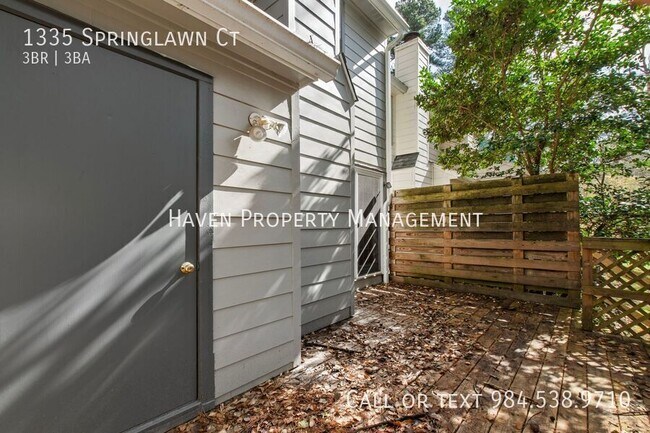 Building Photo - 1335 Springlawn Ct