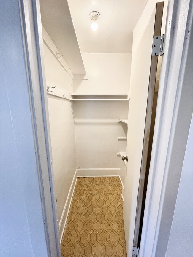 Building Photo - 2873 Adams Ave