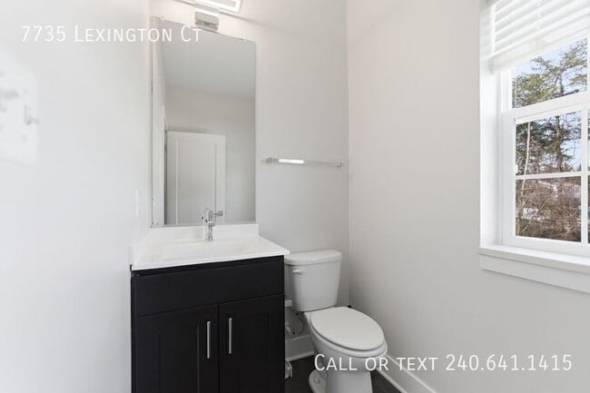 Building Photo - 7735 Lexington Ct
