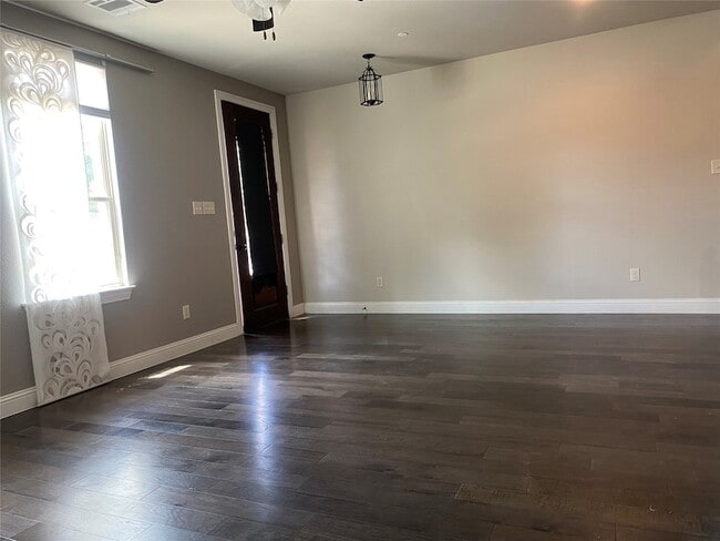 Building Photo - 4232 Charles St