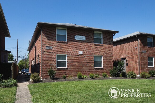 Building Photo - 3 Bedroom on OSU Campus