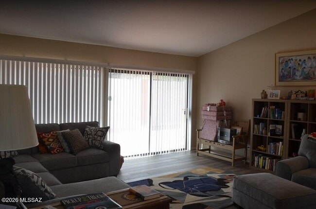 Building Photo - 5461 N Waterfield Dr