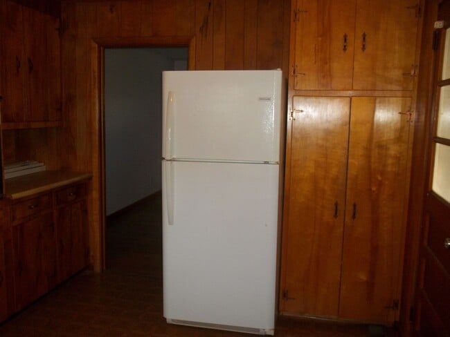 Building Photo - 115 Armstrong Cir