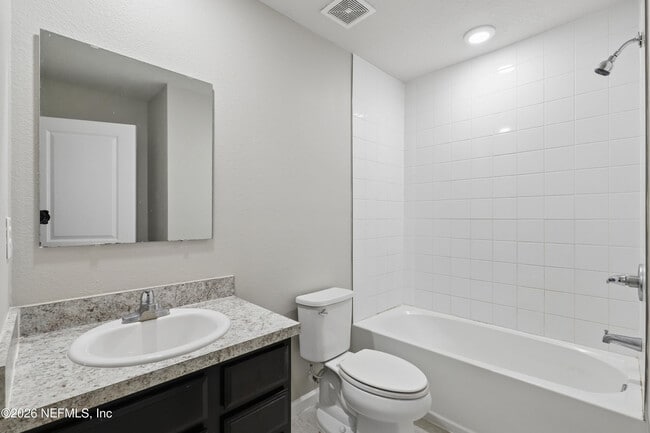 Building Photo - 5988 Creekside Crossing Dr