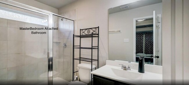 Building Photo - 22514 Woodmere Spur Ln