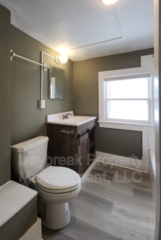 Building Photo - 1228 10th St N