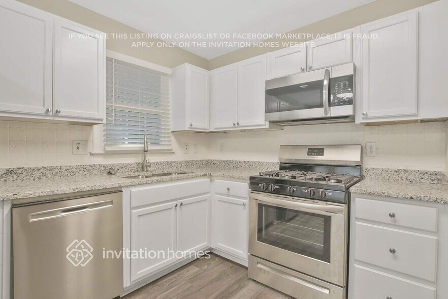 Building Photo - 1624 Cherry Hill Ct SW