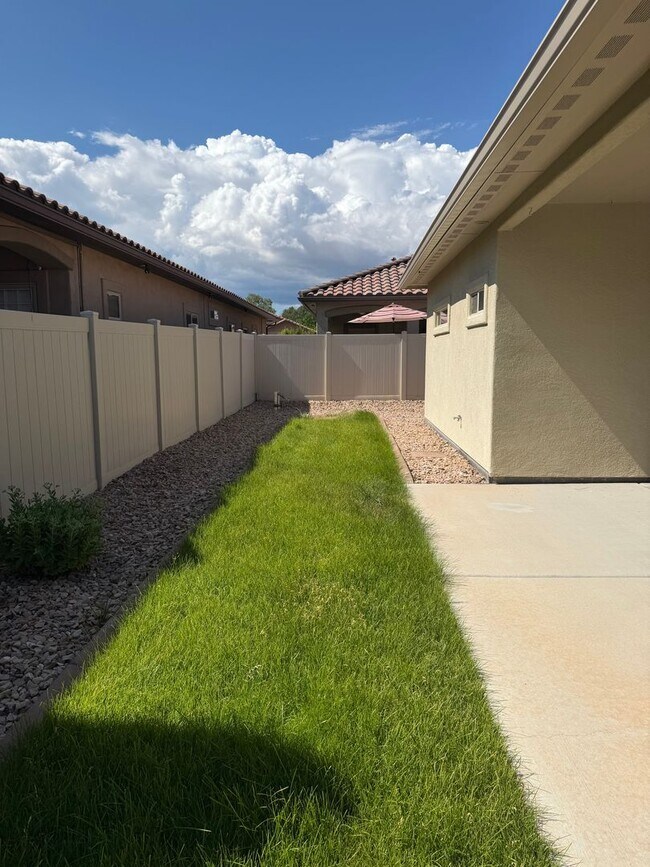 Building Photo - 212 Monitor Mesa Ct