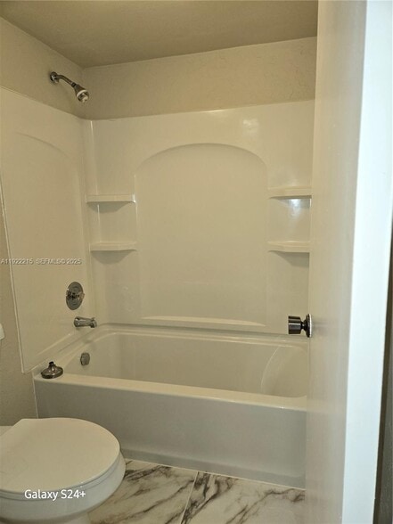 Building Photo - 7601 SW 105th Ave