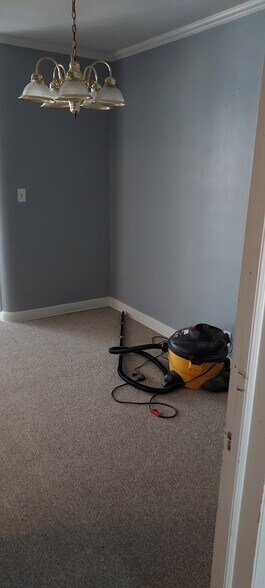 Dining room - 2206 8th Ave