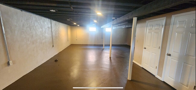 Building Photo - 3412 Winnland Dr
