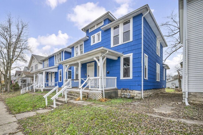 Building Photo - 365 S Eureka Ave