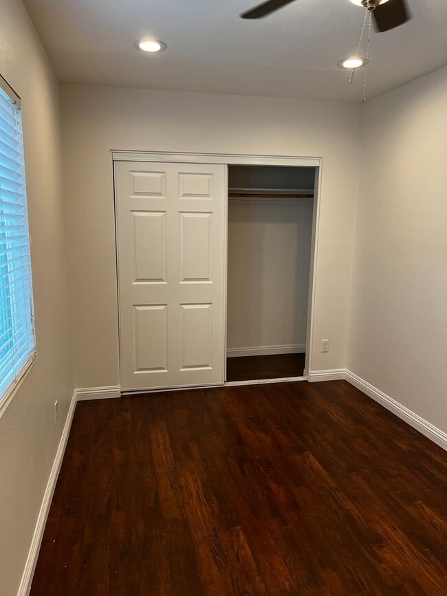 Building Photo - Beautiful 3 Bed 2 Bath House for Rent in W...