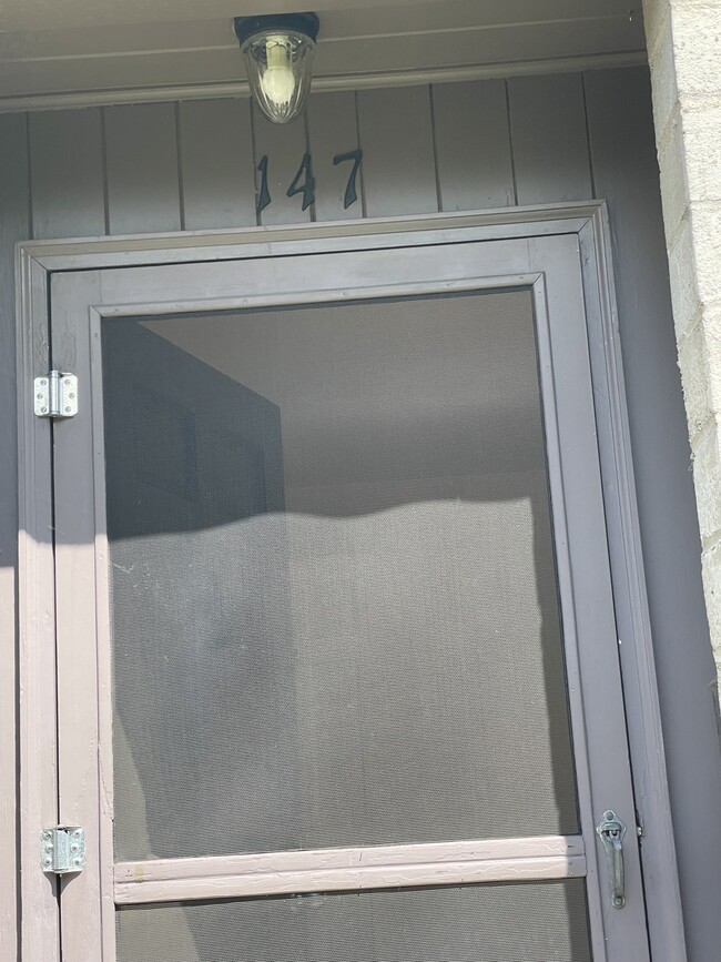 Building Photo - 115 N Ivy St