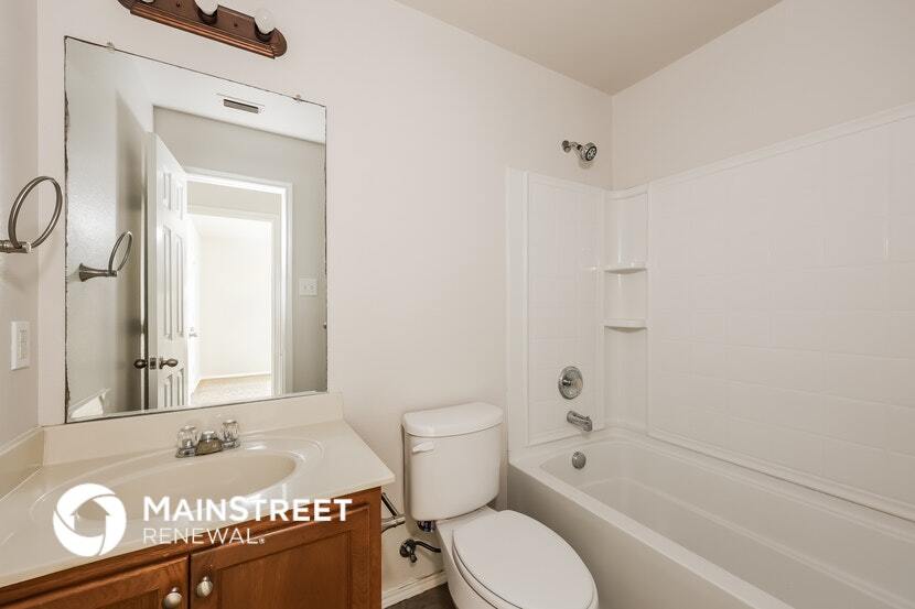 Building Photo - 1625 Thorntree Ln