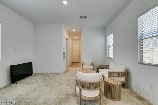 Building Photo - 988 Edinburgh Flds Ct