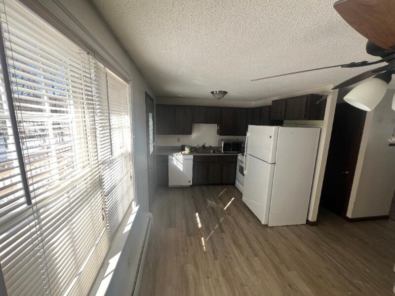 Building Photo - 33 Glen Eagle Dr