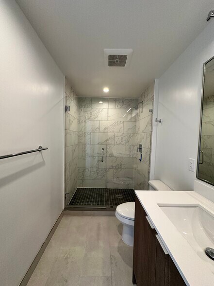 Building Photo - 4314 SW 49th Ct