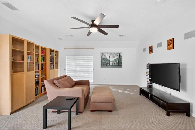 Building Photo - 18502 Berry Leaf Ct