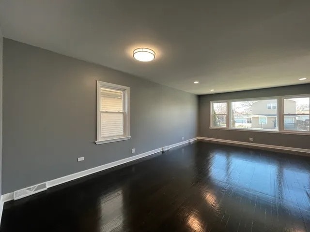 Building Photo - 323 22nd Ave