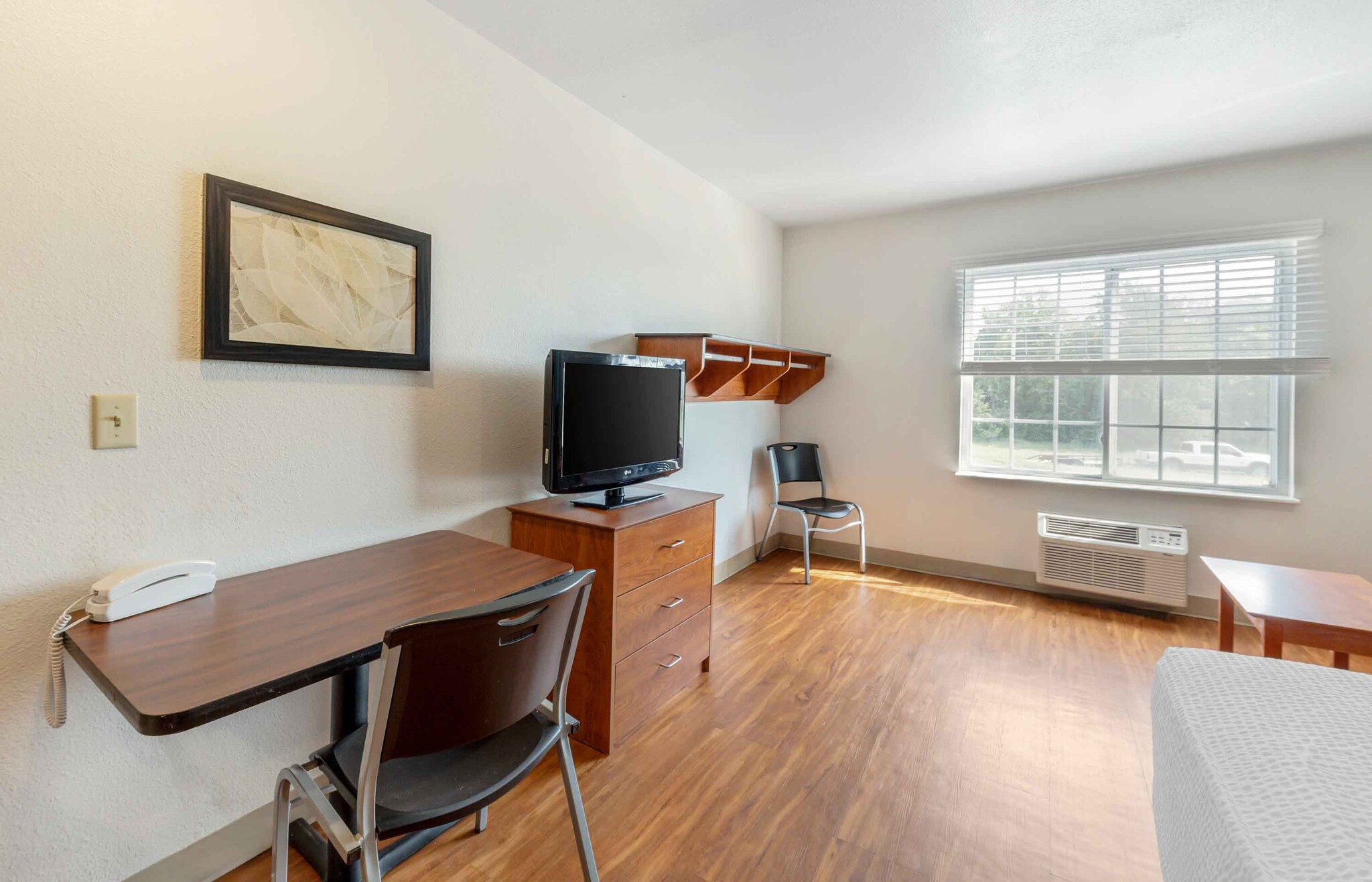 Building Photo - Furnished Studio-Oklahoma City - Del City