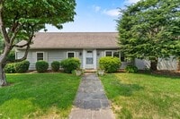 Building Photo - 21 Richdale Dr