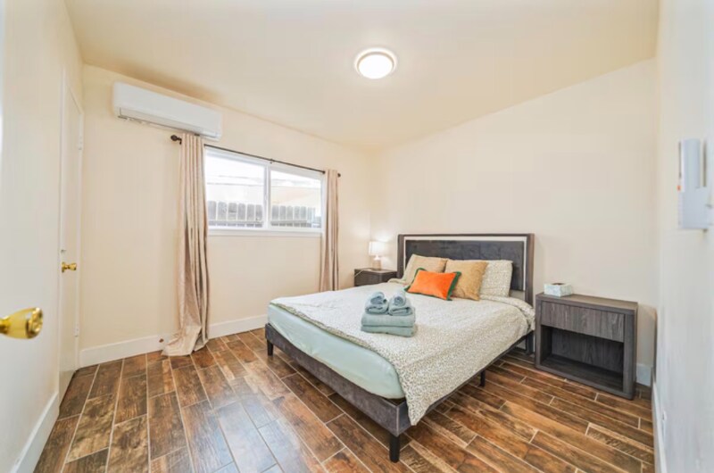 Building Photo - 0000 Adelia Ave