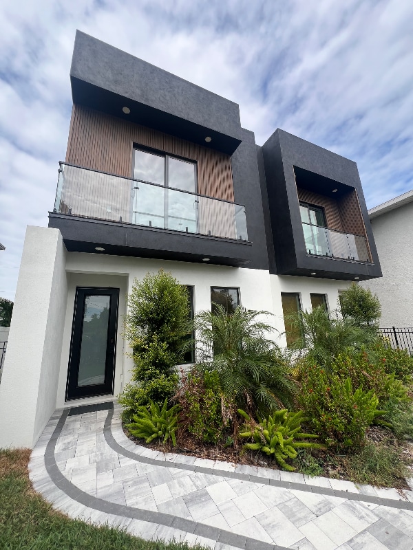 Building Photo - 1627 9th Ave N