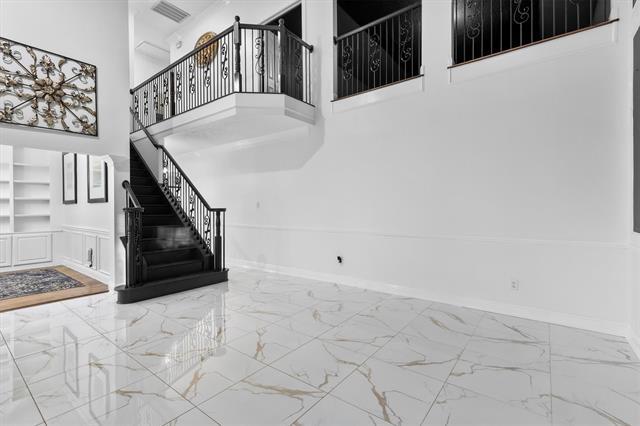 Building Photo - 1512 Chester Dr